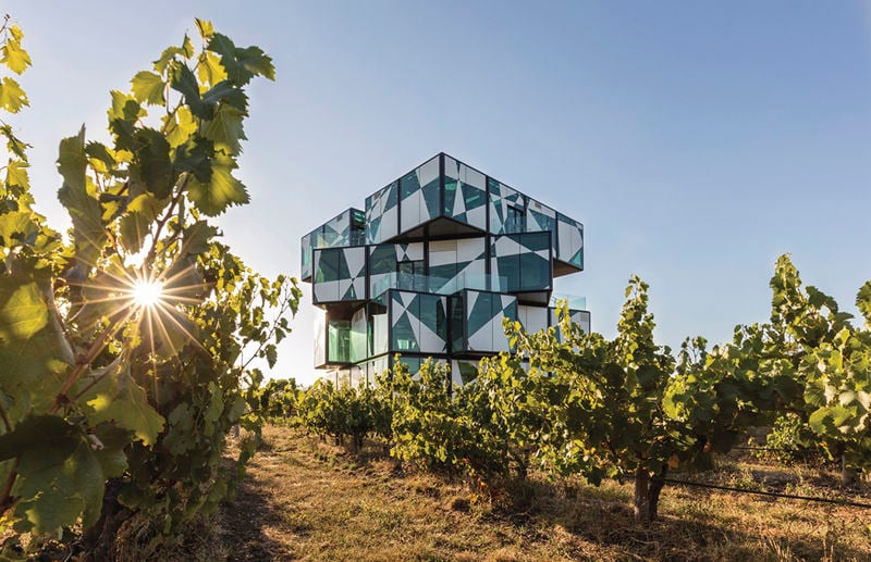 d'Arenberg Cube, La Péninsule de Fleurieu